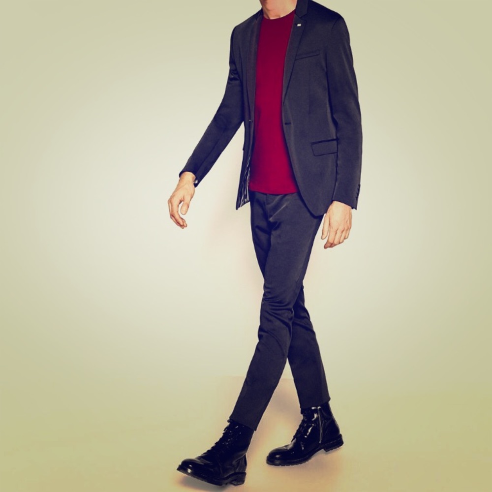 Zara Black Suit 44&32